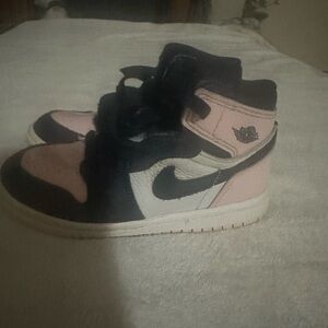 Nike Kids Shoes Black and Pink